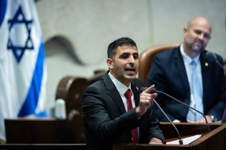 השר קרעי. צילום: יונתן סינדל/פלאש90