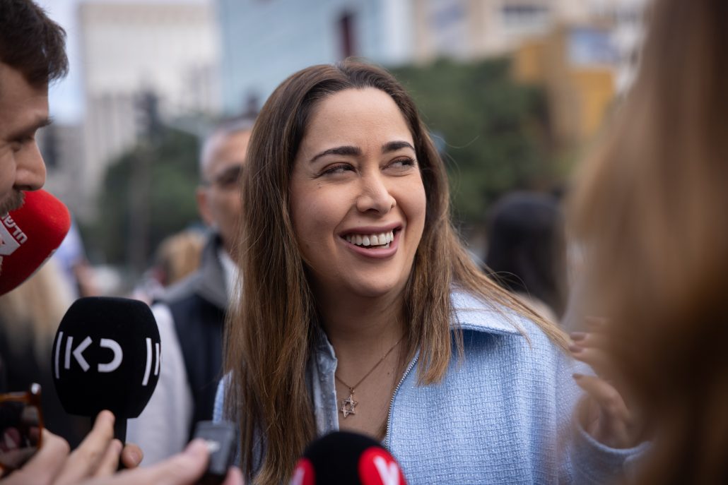 מאי גולן במתקפה נגד בנט: 