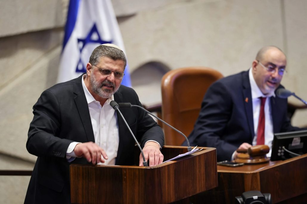 ח