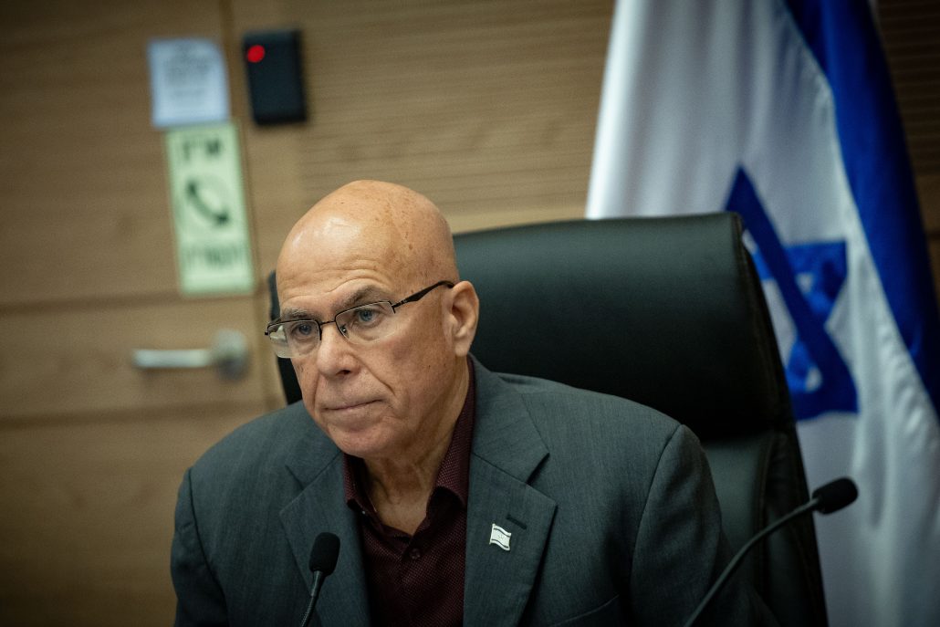ח