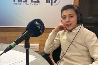 נער הפלא שי וינר באולפן קול ברמה | קרדיט צילום: אבי וינר