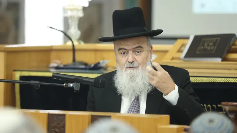 הרב בוטבול | קרדיט: צילום מסך ארגון דרך ארץ/רואים את הקולות