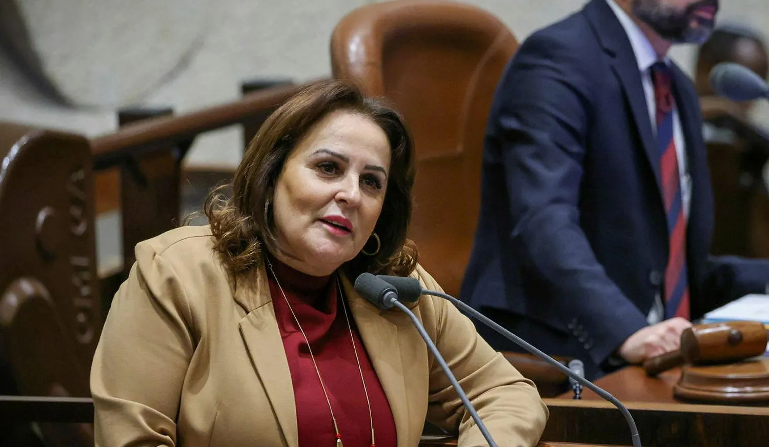 ח