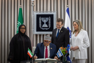 נשיא סומלילנד בבית הנשיא. צילום: חיים גולדברג/פלאש 90