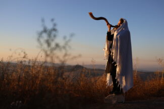 יהודי תוקע בשופר